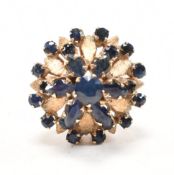 VINTAGE 18CT GOLD & SAPPHIRE CLUSTER DRESS RING