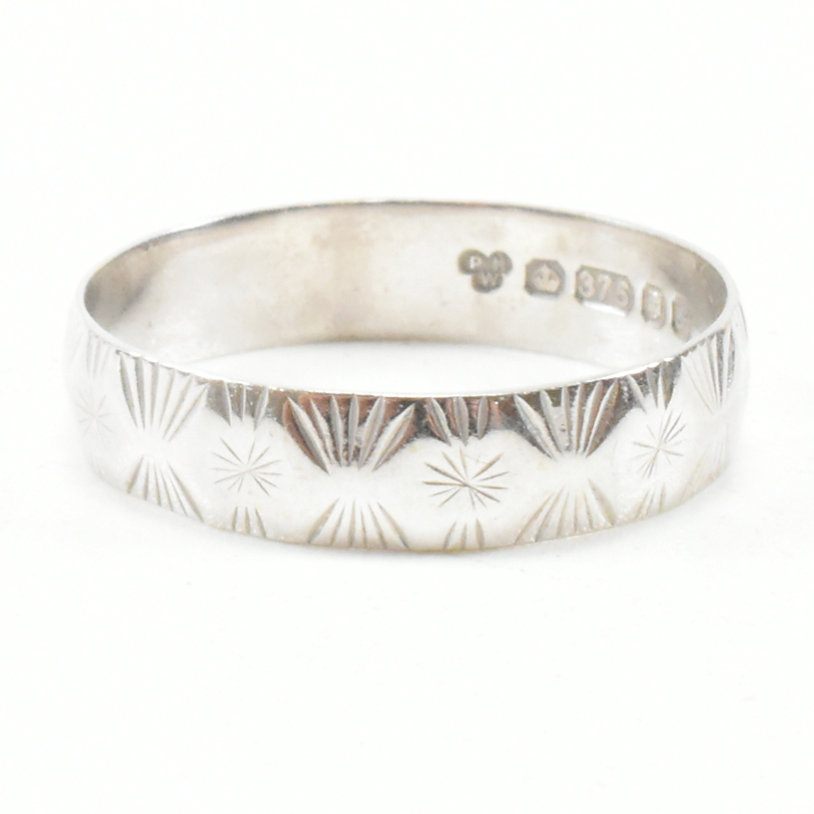 HALLMARKED 9CT WHITE GOLD BAND RING - Image 7 of 9