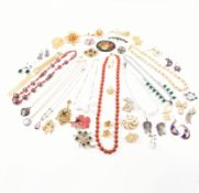 COLLECTION OF ASSORTED VINTAGE & LATER COSTUME JEWELLERY