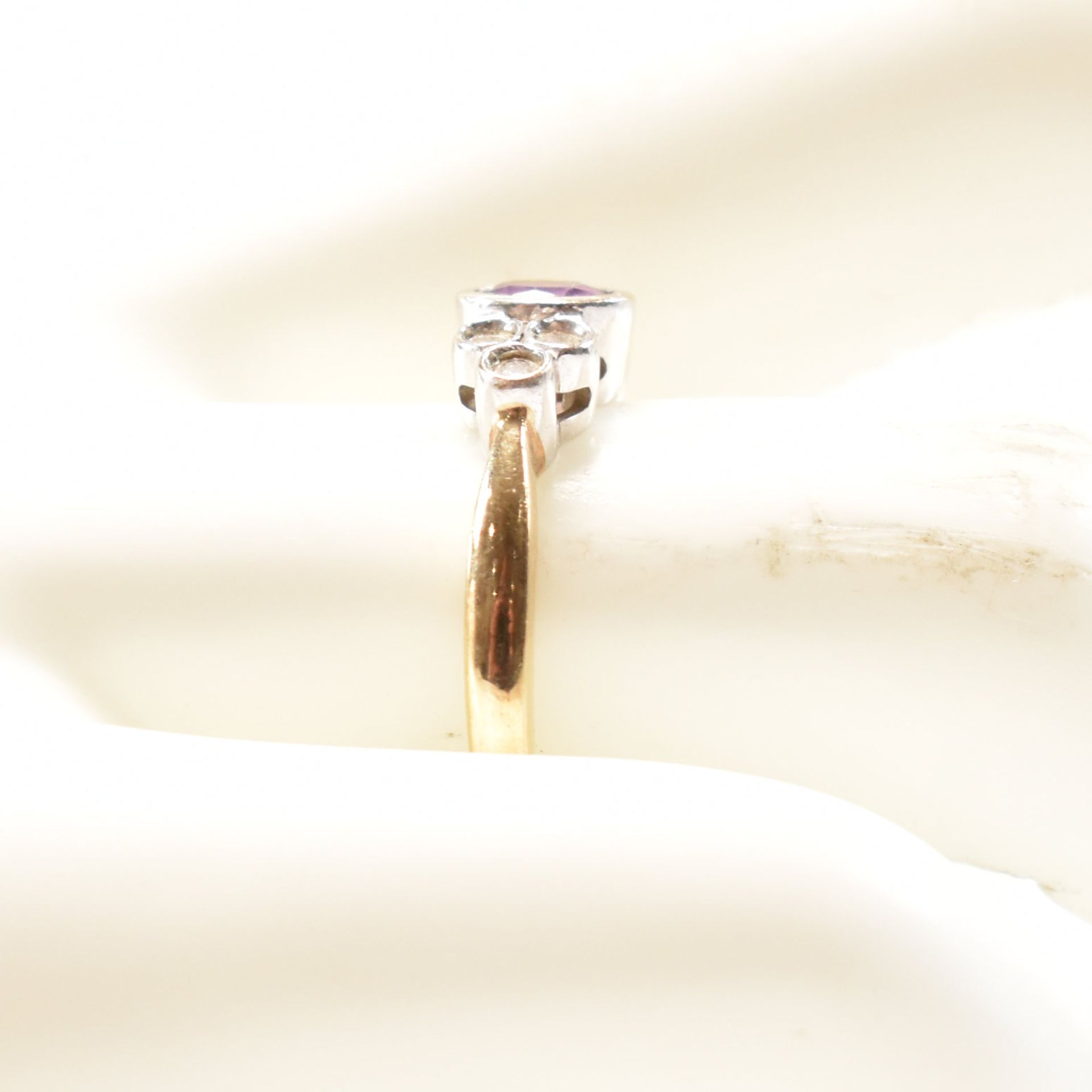 HALLMARKED 9CT GOLD AMETHYST & DIAMOND RING - Image 7 of 8