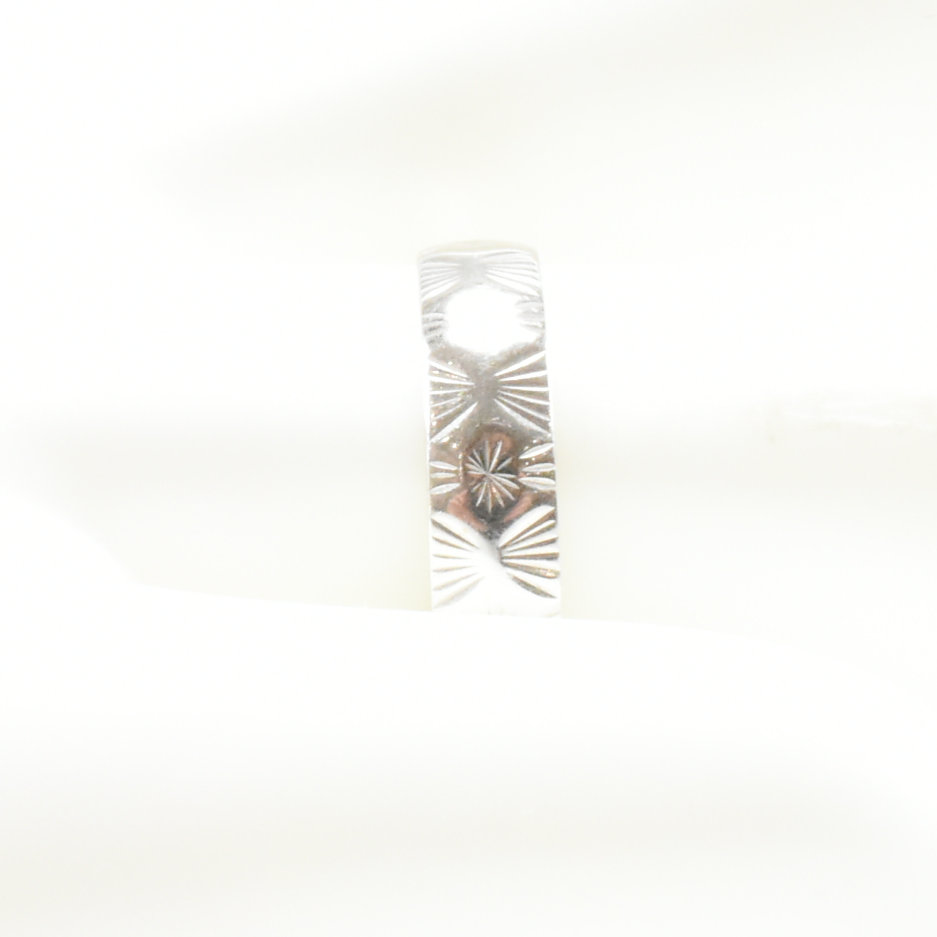 HALLMARKED 9CT WHITE GOLD BAND RING - Image 8 of 9