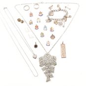 COLLECTION OF ASSORTED SILVER WHITE METAL & COSTUME JEWELLERY