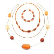 COLLECTION OF ASSORTED AMBER JEWELLERY