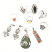 ASSORTED COLLECTION OF 925 SILVER & WHITE METAL JEWELLERY