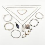 COLLECTION OF ASSORTED SILVER & WHITE METAL JEWELLERY