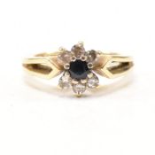 HALLMARKED 18CT GOLD DIAMOND & SAPPHIRE CLUSTER RING