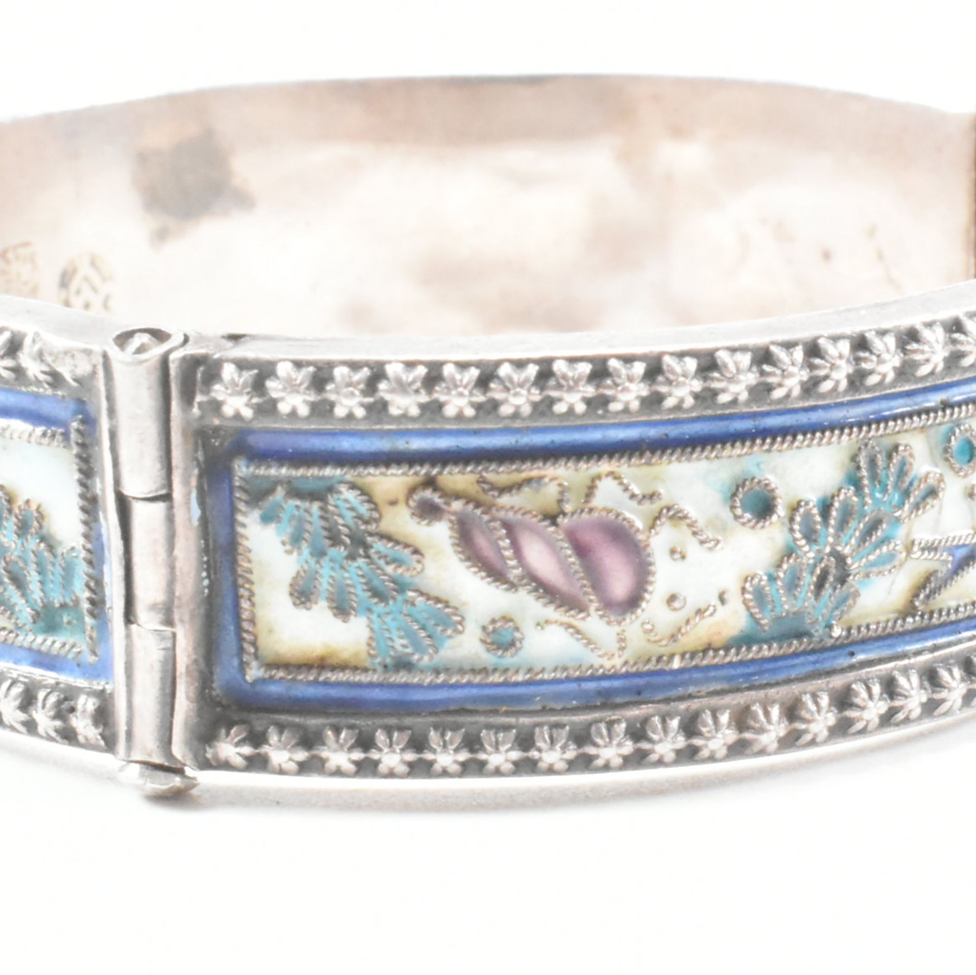 VINTAGE SILVER & ENAMEL FILIGREE CLOISONNE BANGLE BRACELET - Image 11 of 11