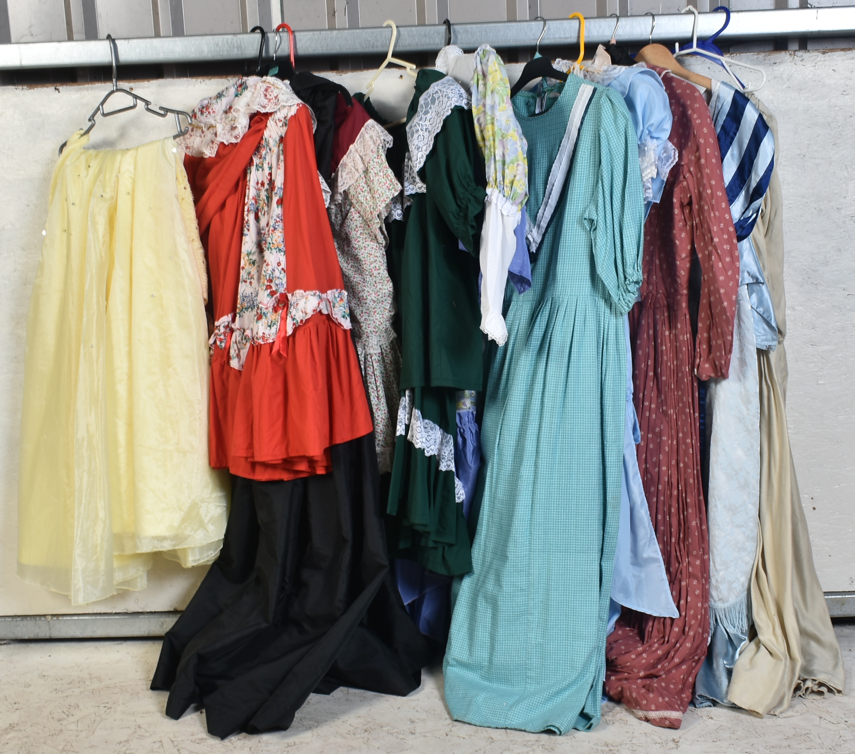 COLLECTION OF VINTAGE THEATRICAL STAGE SHOW DRESSES - Image 2 of 2