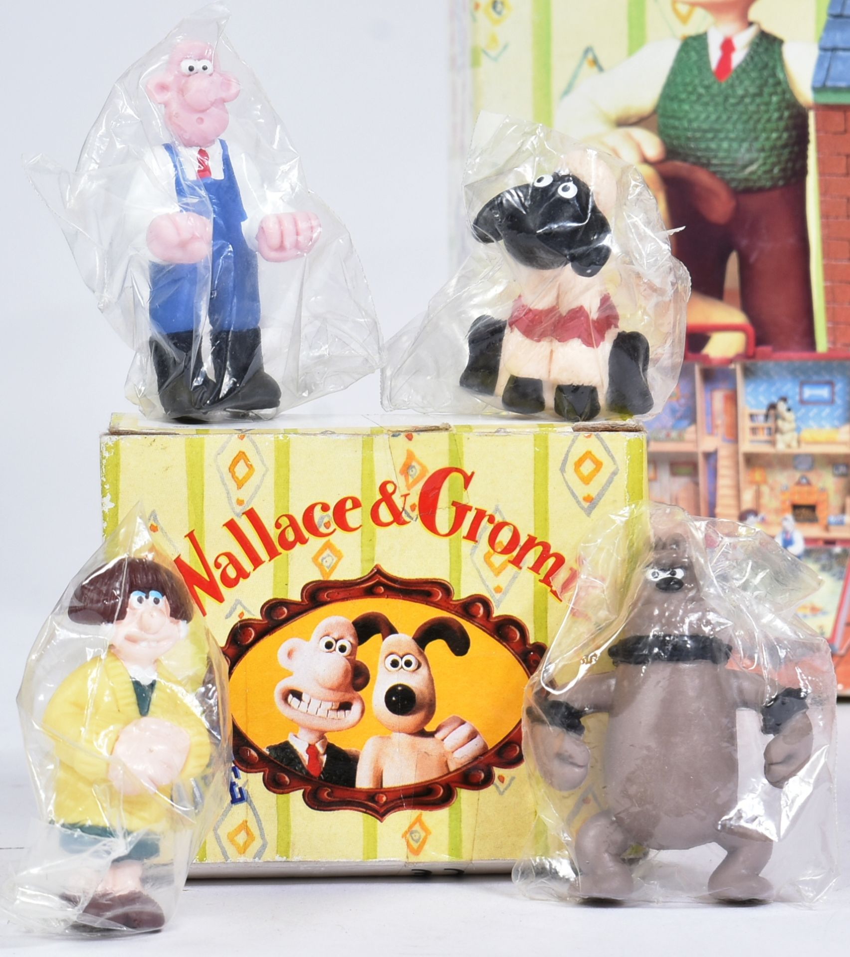 WALLACE & GROMIT - WEST WALLABY STREET PLAYHOUSE - Image 2 of 5
