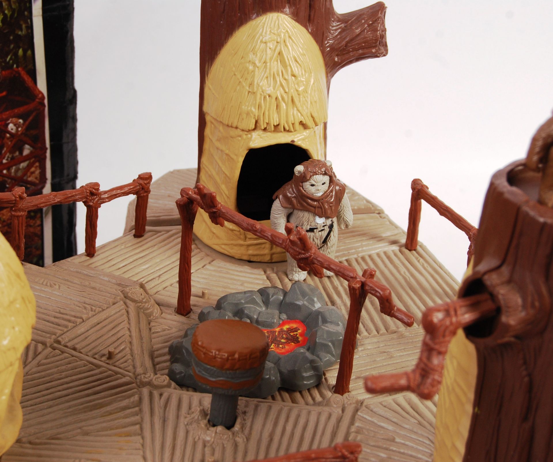 STAR WARS - VINTAGE PALITOY EWOK VILLAGE ACTION PLAYSET - Image 3 of 10