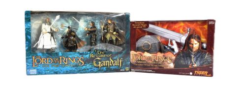 LORD OF THE RINGS - TWO BOXED PLAYSETS