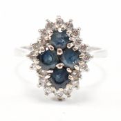 HALLMARKED 18CT GOLD SAPPHIRE & DIAMOND CLUSTER RING