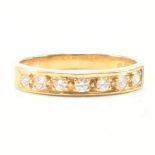 18CT GOLD & DIAMOND HALF ETERNITY RING