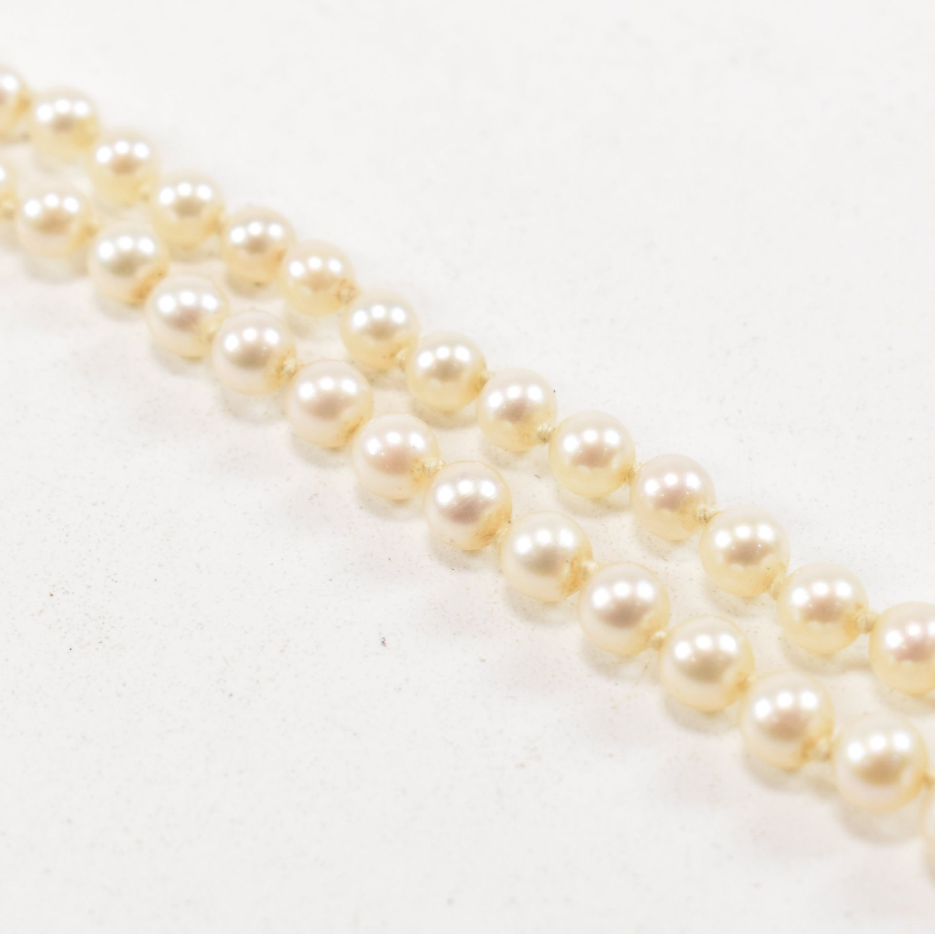 EARLY 20TH CENTURY CULTURED PEARL & SPINEL PEARL NECKLACE - Image 7 of 7