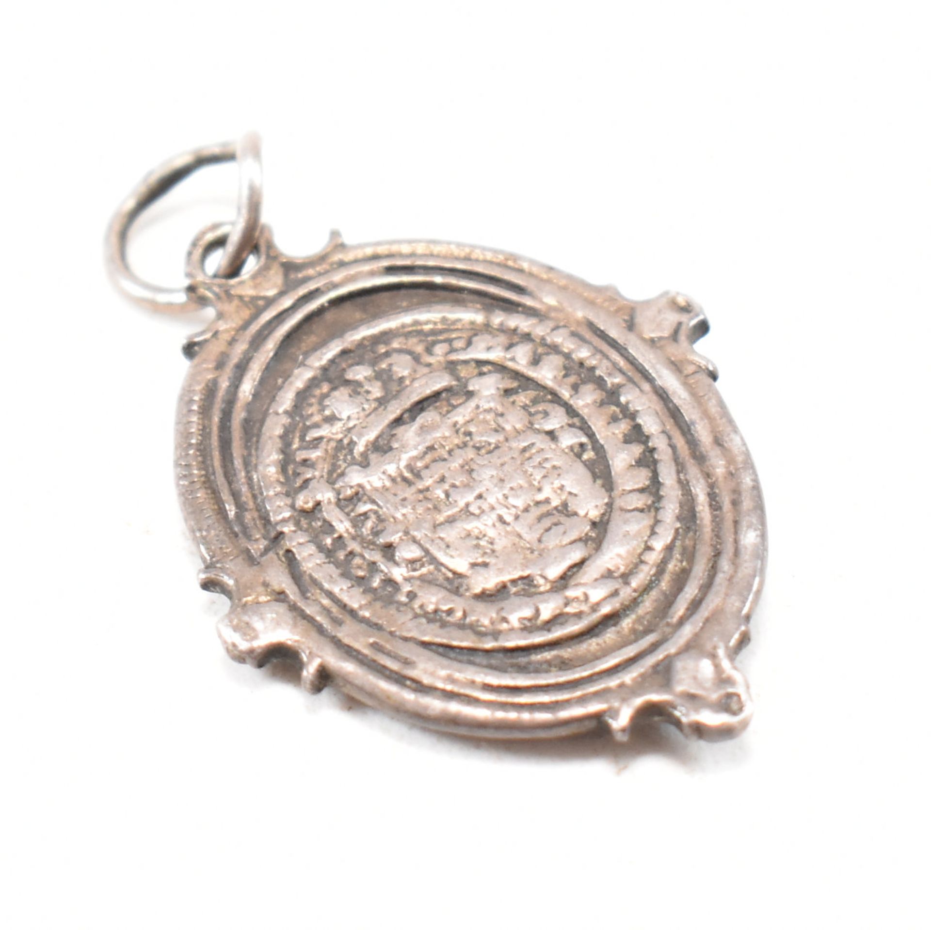 CHARLES I ROYALIST BADGE CHARM PENDANT - Bild 4 aus 4