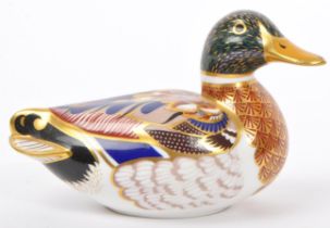 VINTAGE CROWN DERBY IMARI BONE CHINA DUCK PAPERWEIGHT