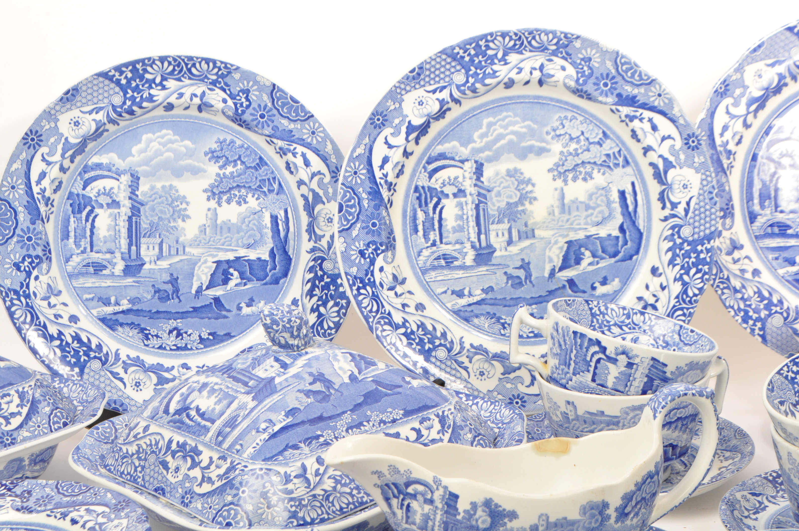 20TH CENTURY SPODE ITALIAN EARTHENWARE DINNER SERVICE - Image 6 of 9