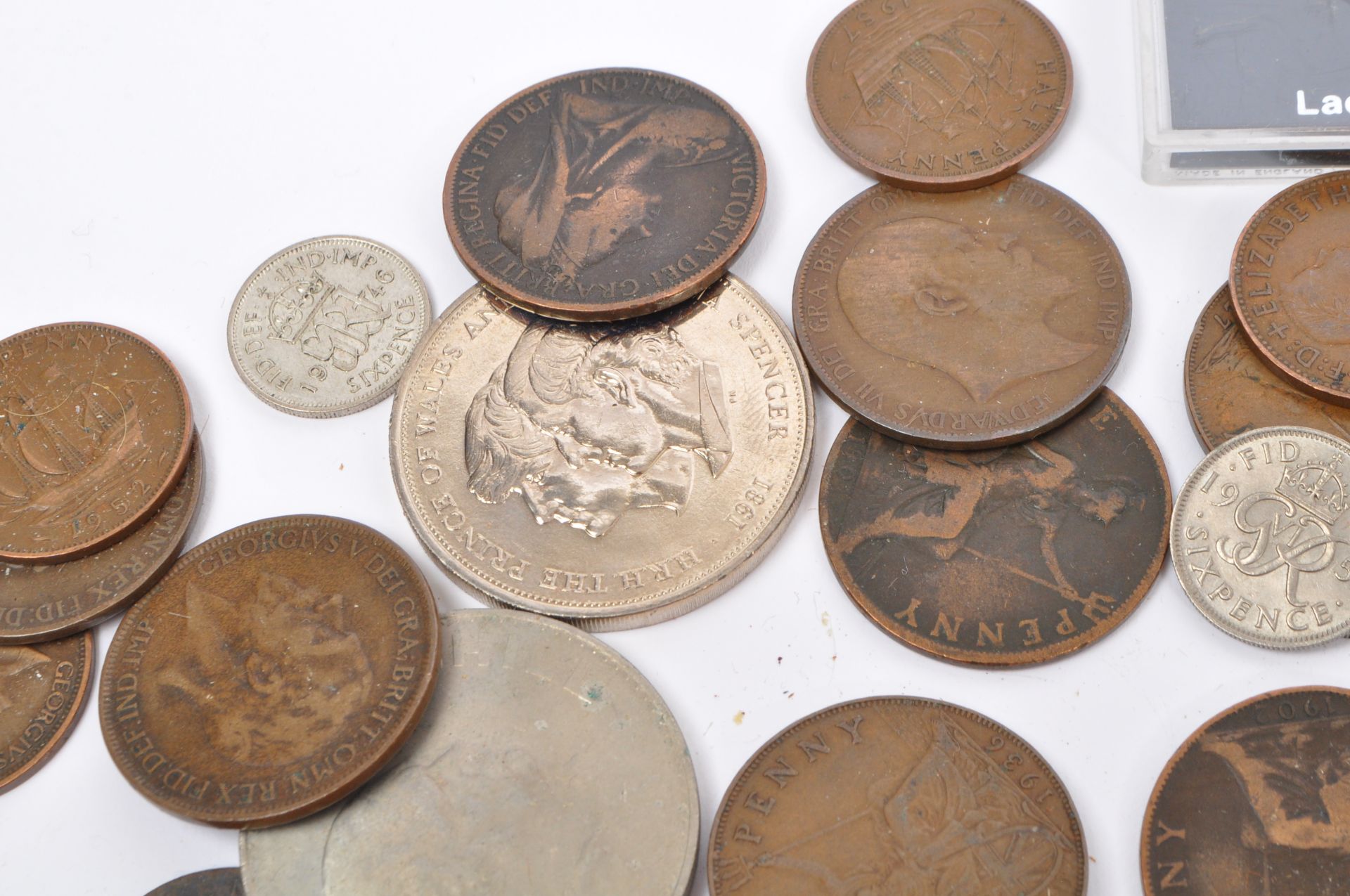 LARGE COLLECTION OF VICTORIAN & LATER COINS - SILVER CONTENT - Image 6 of 11