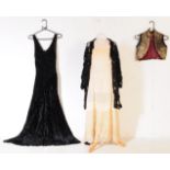 COLLECTION OF EARLY 20TH CENTURY WOMEN'S CLOTHING