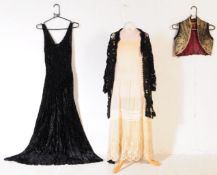 COLLECTION OF EARLY 20TH CENTURY WOMEN'S CLOTHING