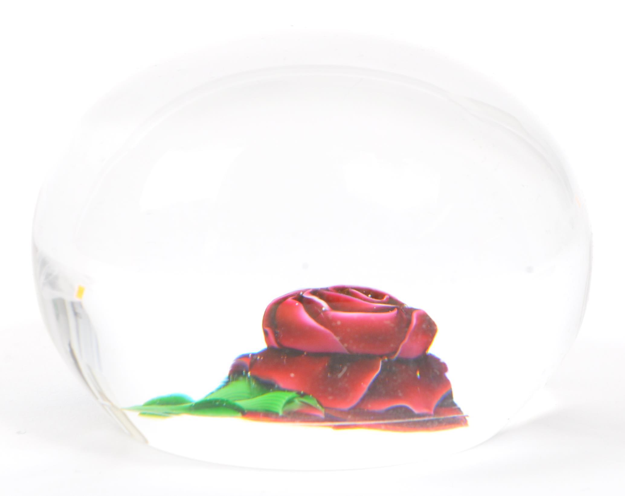 1976 BACCARAT FRENCH GLASS LAMPWORK ROSE PAPERWEIGHT - Image 3 of 7