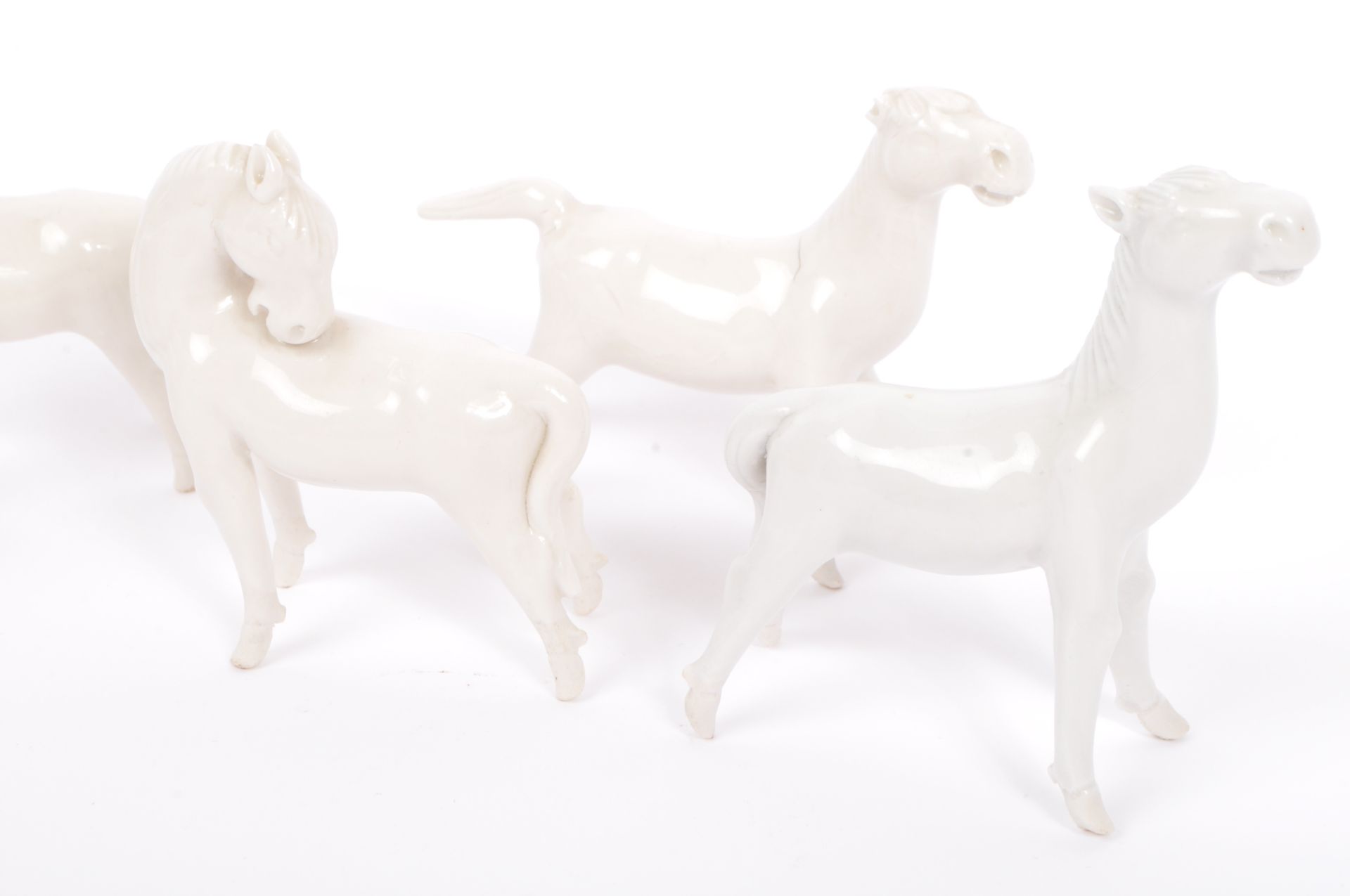 FIVE TANG STYLE CHINESE BLANC DE CHINE HORSES & GEISHA - Image 8 of 9