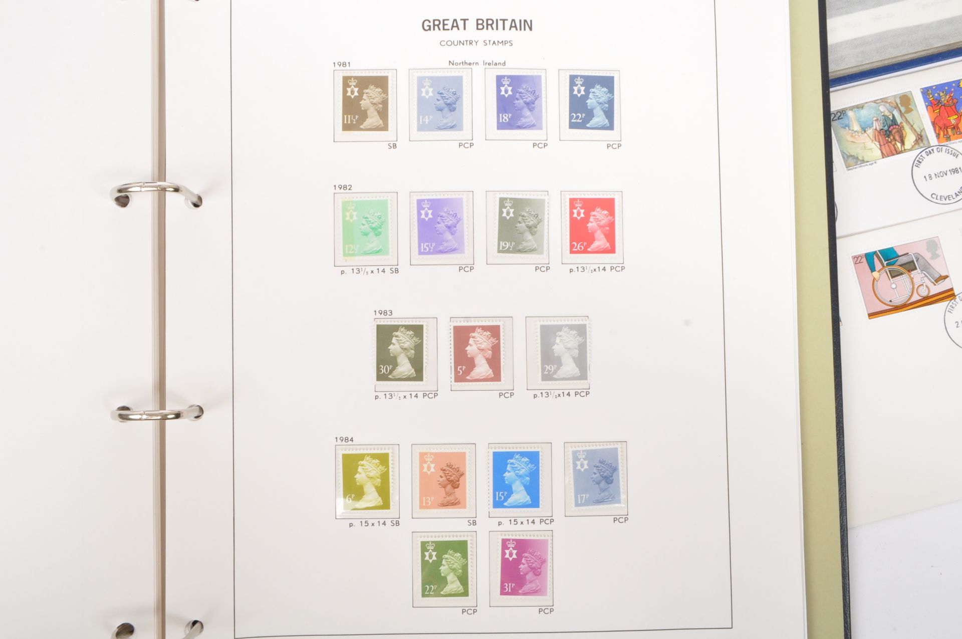 COLLECTION OF UK COMMEMORATIVE POSTAGE STAMPS - Bild 4 aus 15