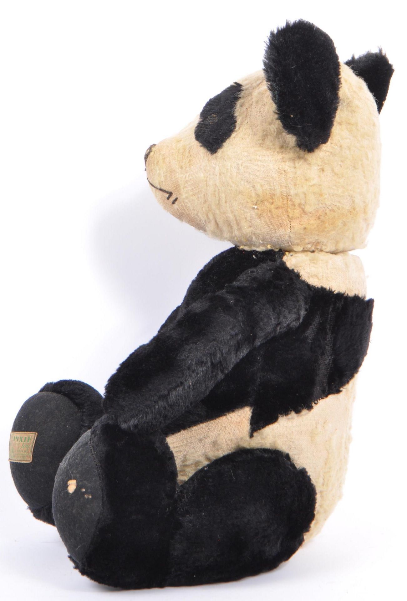 MID CENTURY VINTAGE LABELLED 1940'S PIXIE JOY PANDA BEAR - Image 2 of 6