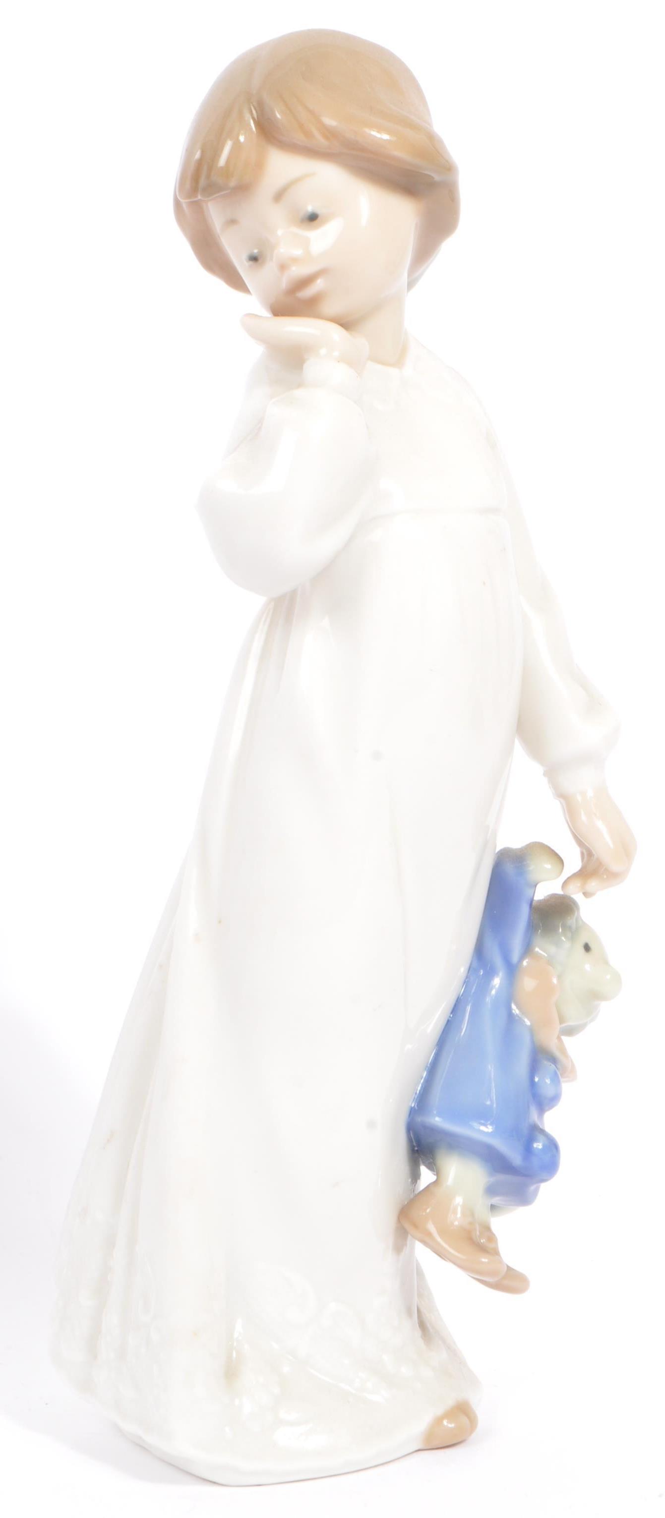 NAO FOR LLADRO - TABLEWARE PORCELAIN CHINA FIGURINES - Image 3 of 10