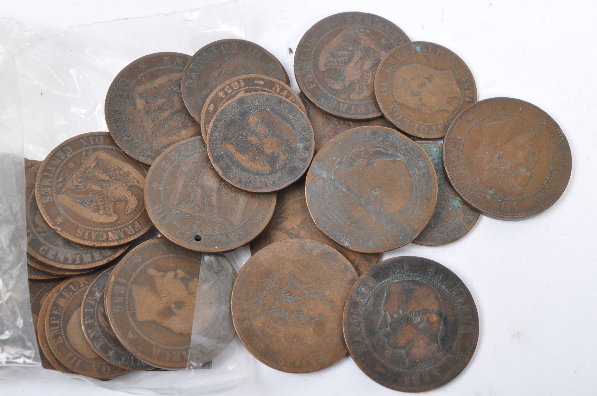 LARGE COLLECTION OF 19TH CENTURY & LATER UK & FOREIGN COINS - Bild 4 aus 8