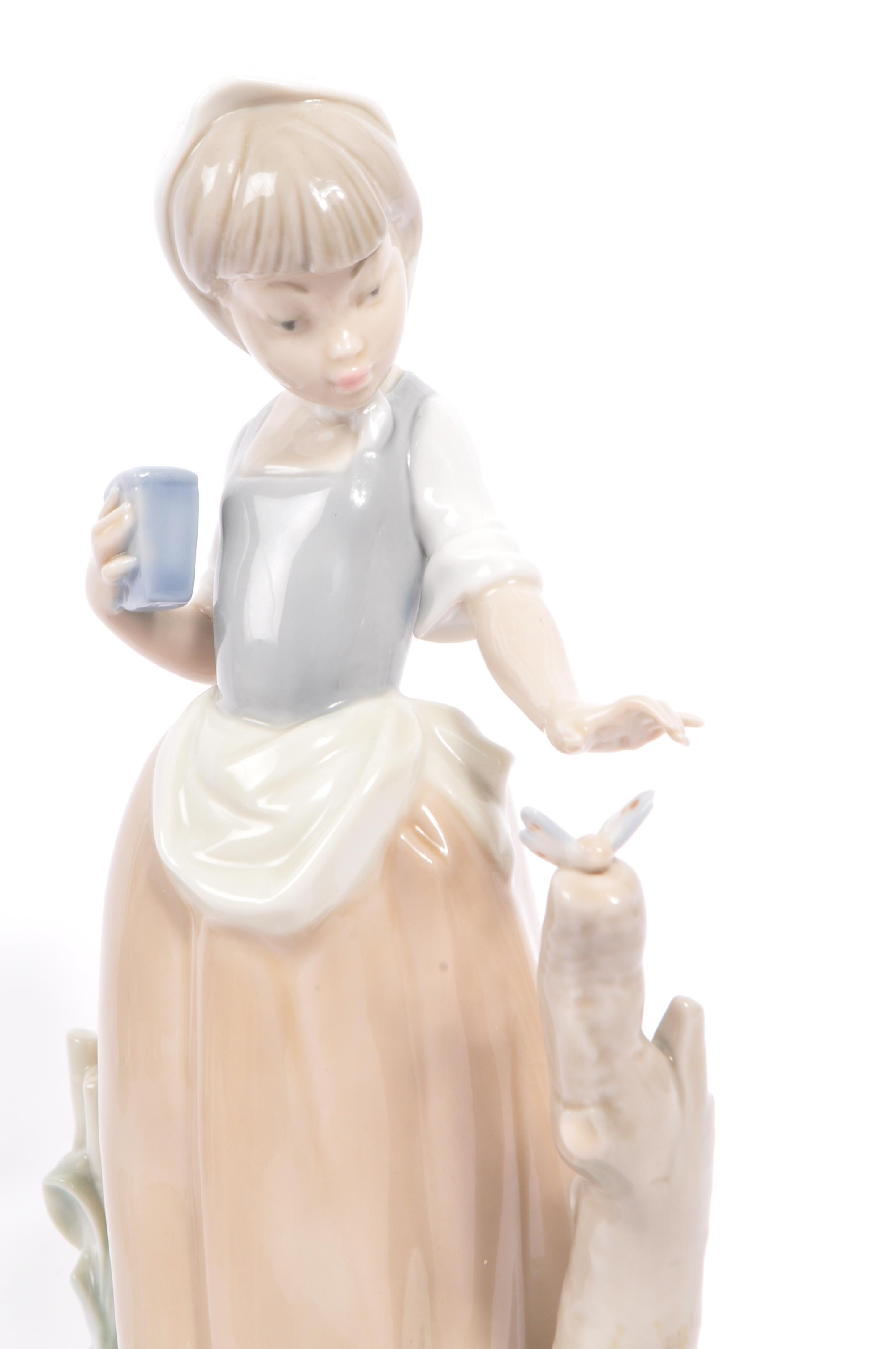 NAO FOR LLADRO - SPANISH PORCELAIN TABLEWARE FIGURES - Image 4 of 7