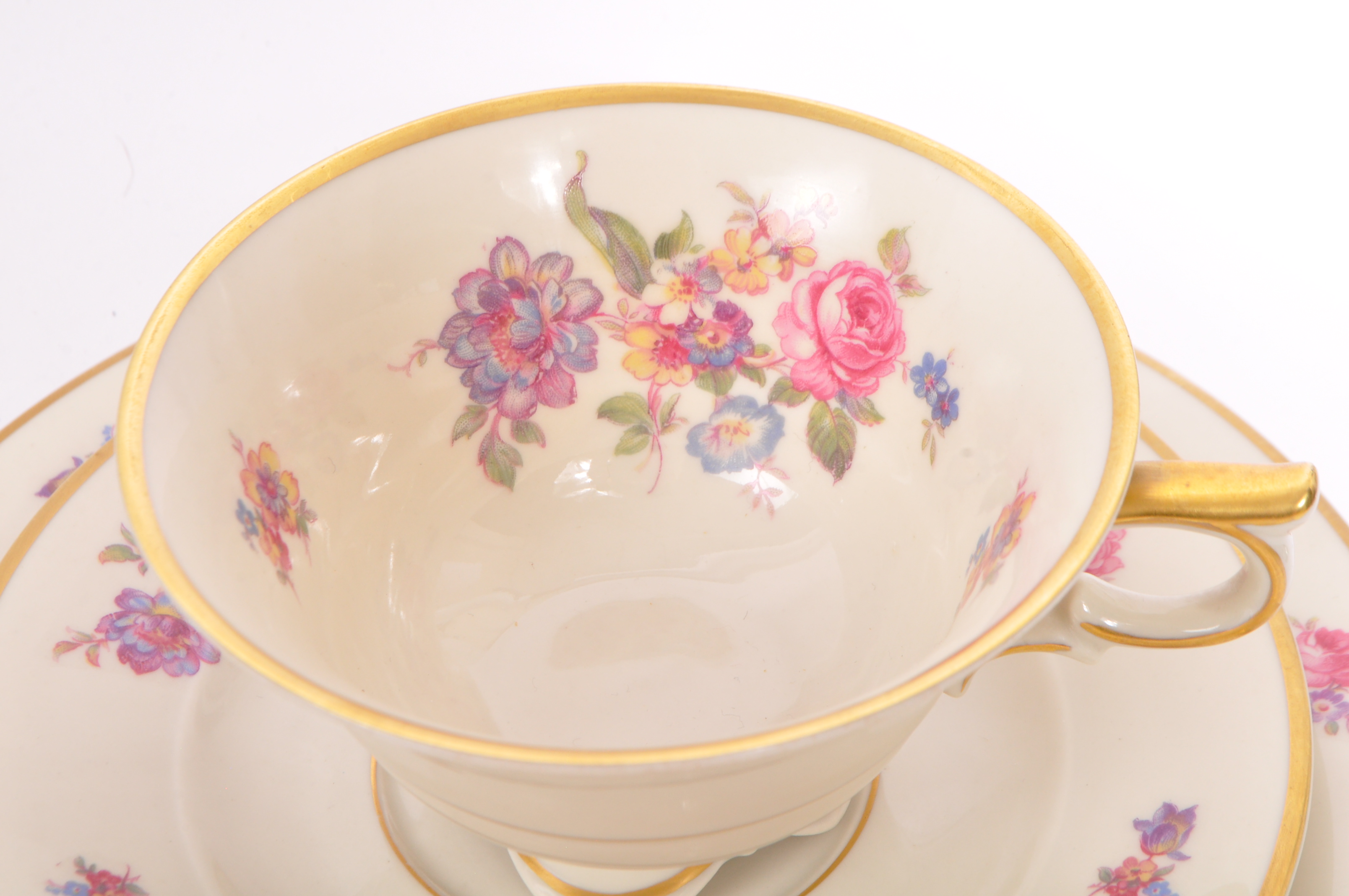 COLLECTION OF EARLY 20TH CENTURY BAVARIAN PORCELAIN TRIOS - Image 12 of 15