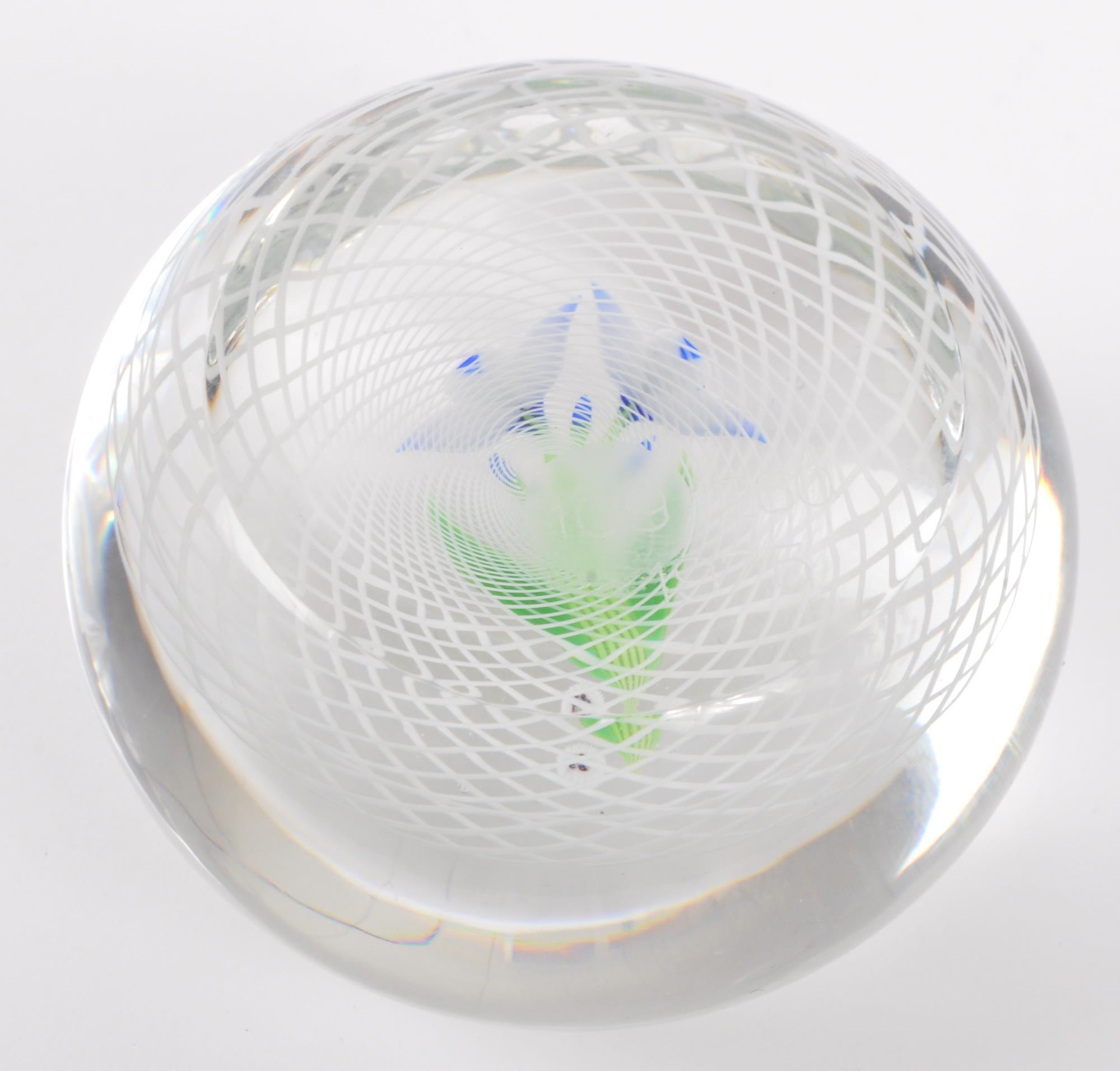 1975 BACCARAT FRENCH GLASS LAMPWORK PAPERWEIGHT - Image 5 of 5