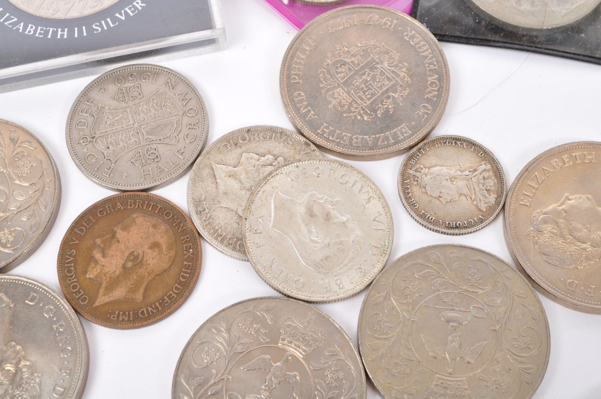 LARGE COLLECTION OF VICTORIAN & LATER COINS - SILVER CONTENT - Image 4 of 11