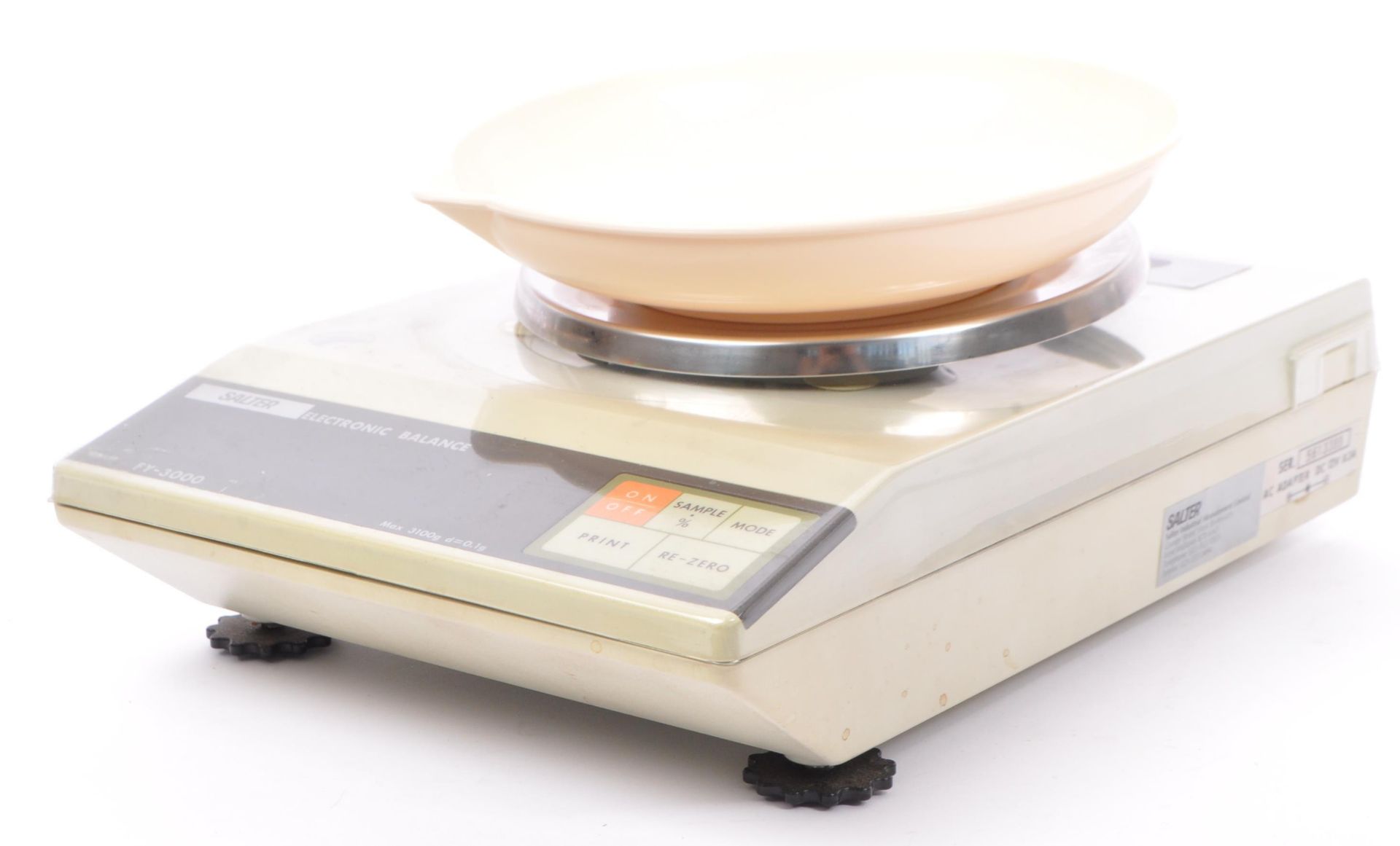 A&D SALTER PROFESSIONAL PRECISION ELECTRONIC SCALES - Image 2 of 6