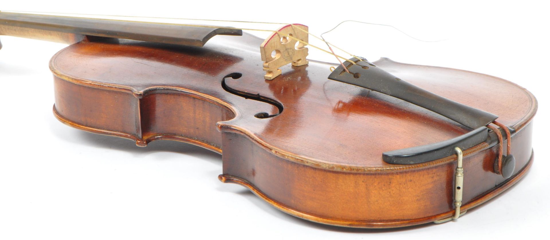 20TH CENTURY FULL SIZE VIOLIN WITH TWO PIECE BACK - Image 6 of 10
