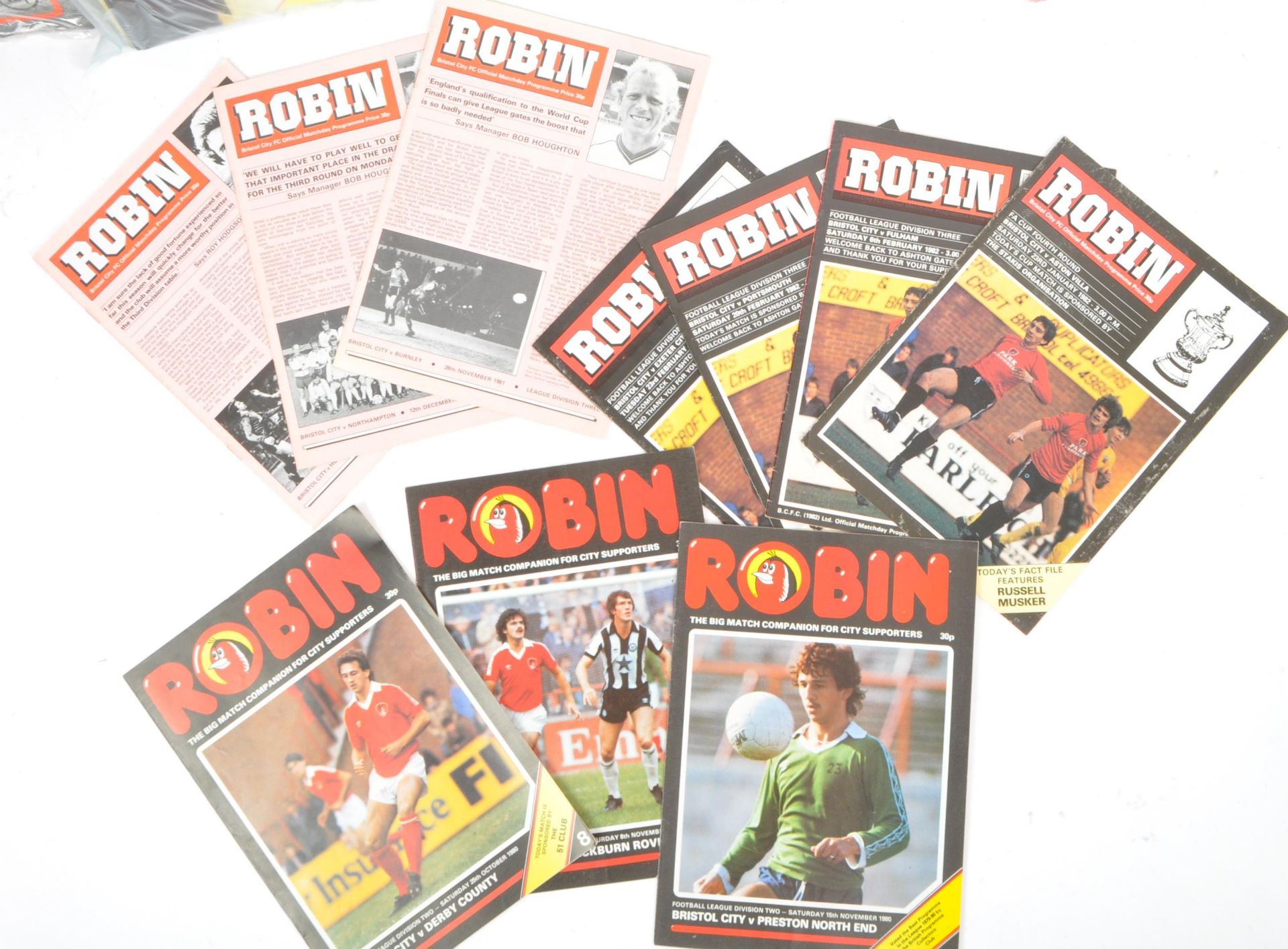 BRISTOL CITY FOOTBALL CLUB - MATCHDAY PROGRAMMES & MAGAZINES - Image 2 of 9