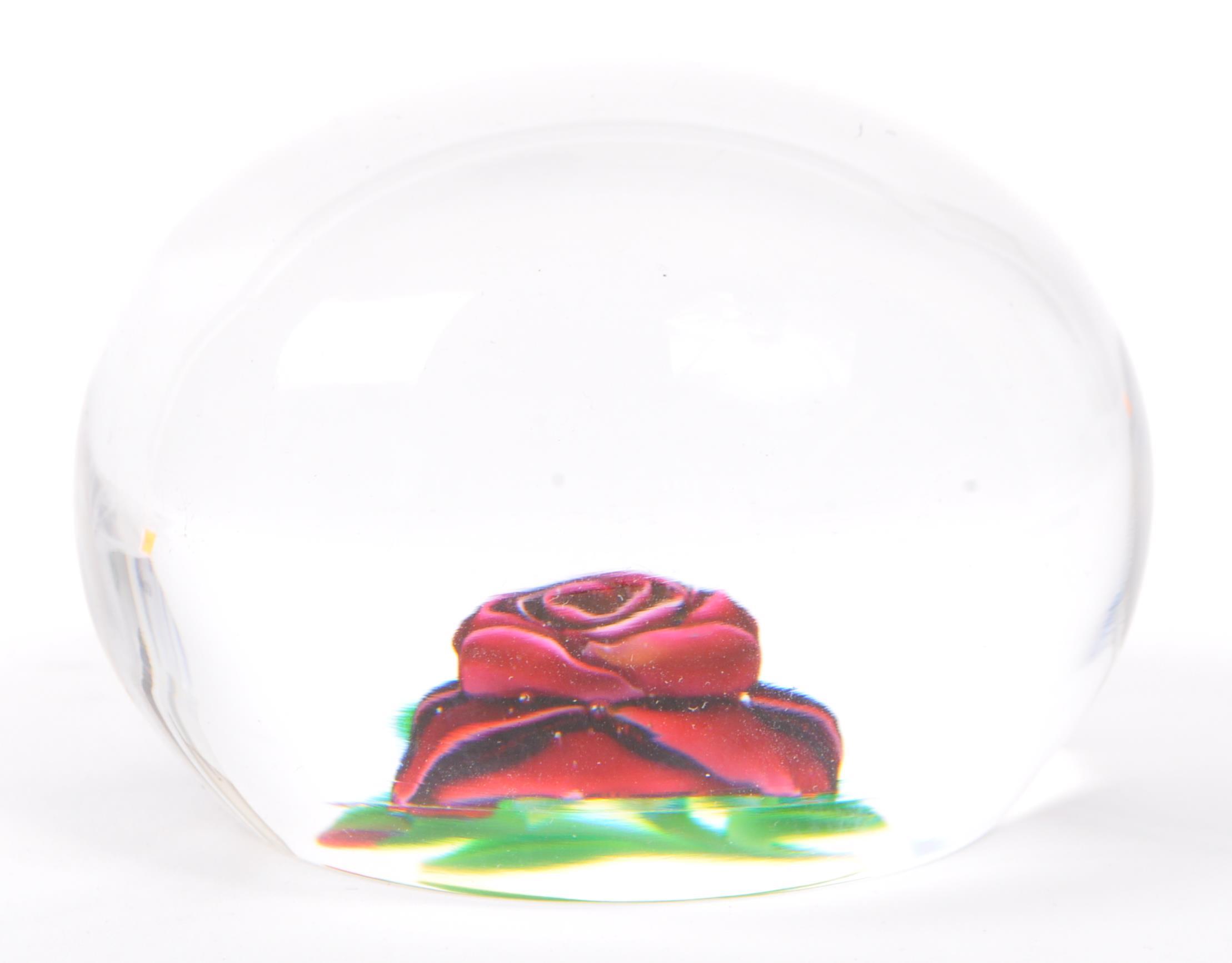 1976 BACCARAT FRENCH GLASS LAMPWORK ROSE PAPERWEIGHT - Image 5 of 7