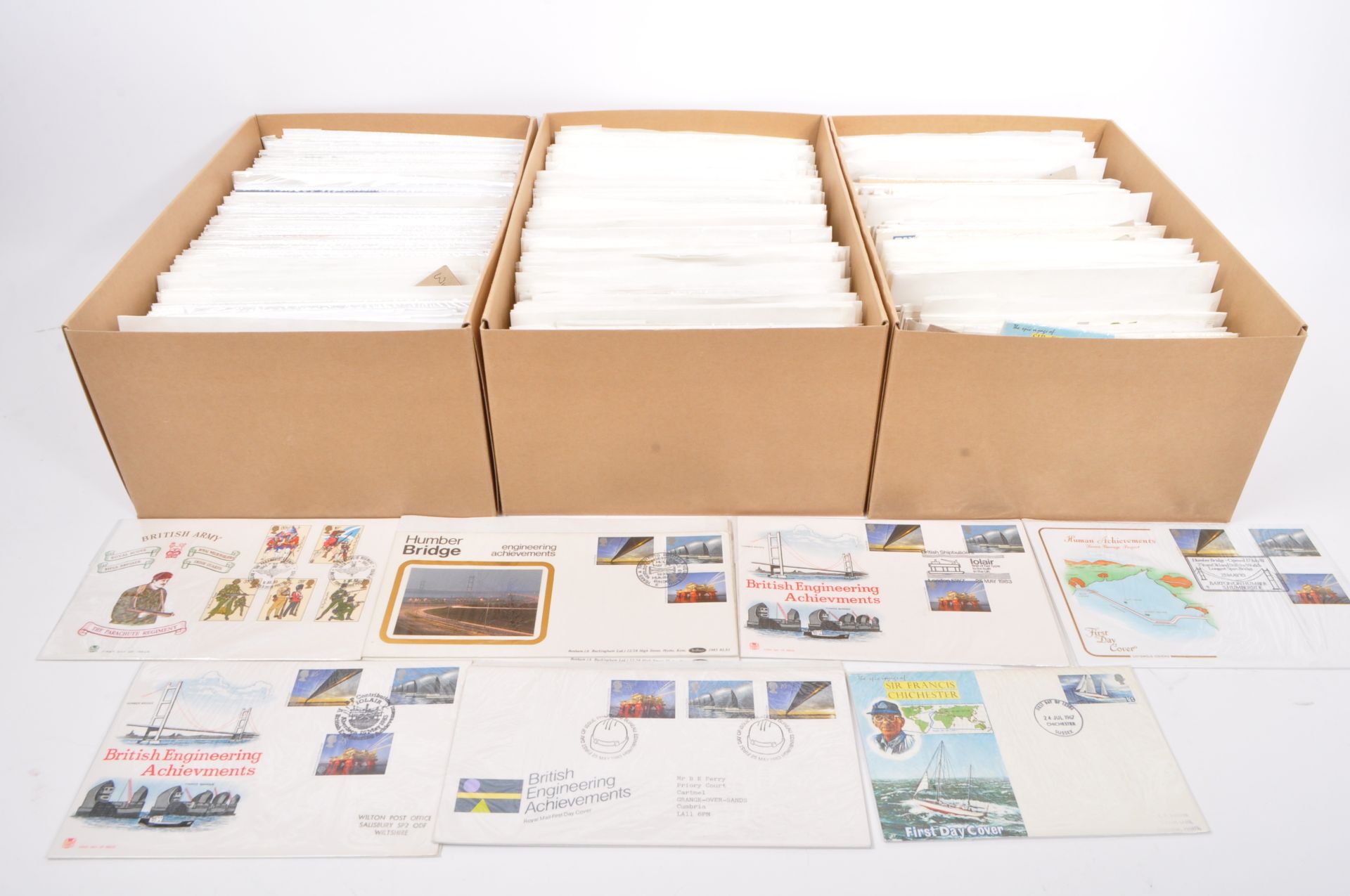 LARGE COLLECTION OF ROYAL MAIL FIRST DAY COVERS