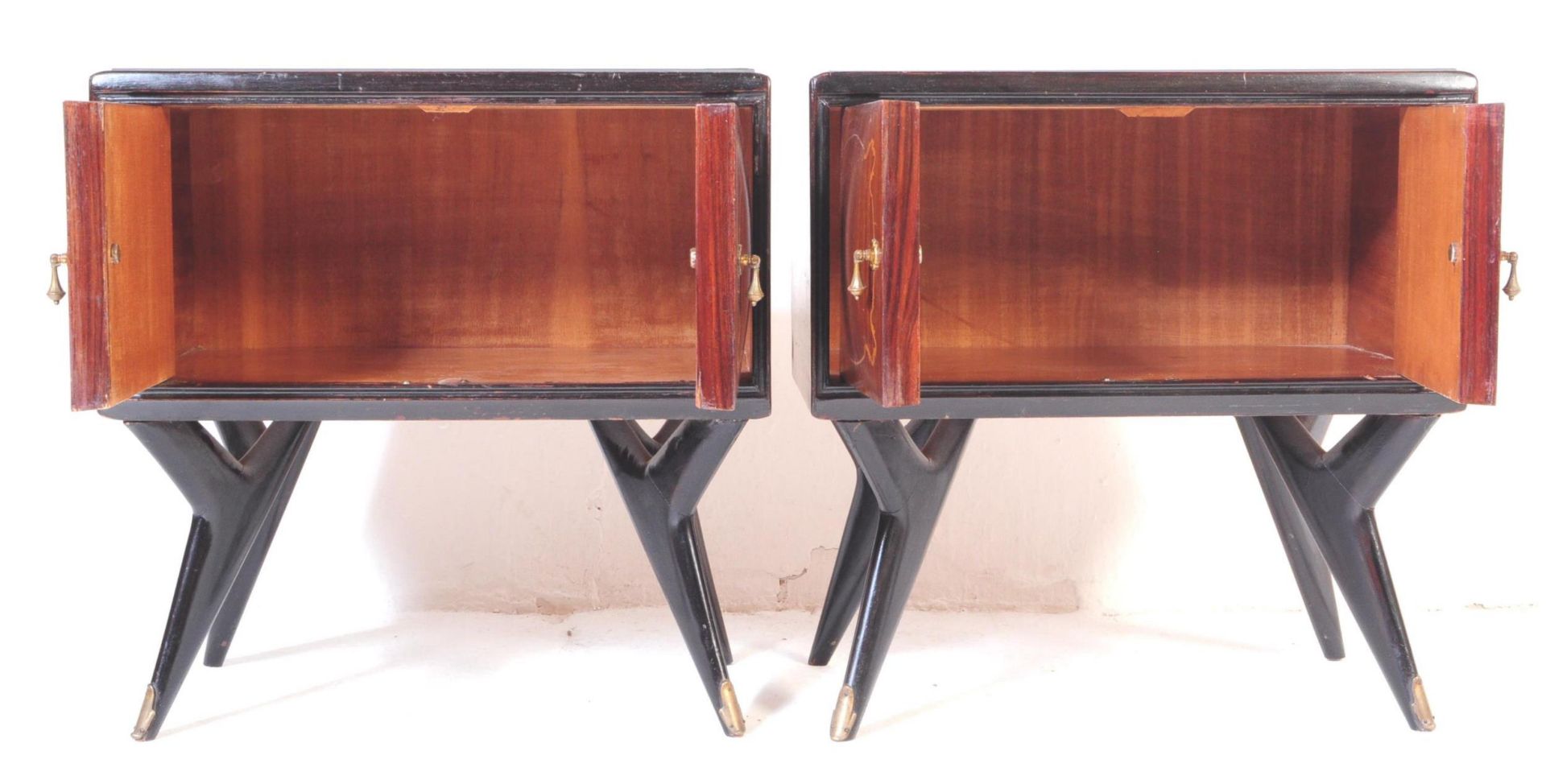 PAIR OF 1950S ITALIAN BEDSIDE CABINETS - Bild 3 aus 7