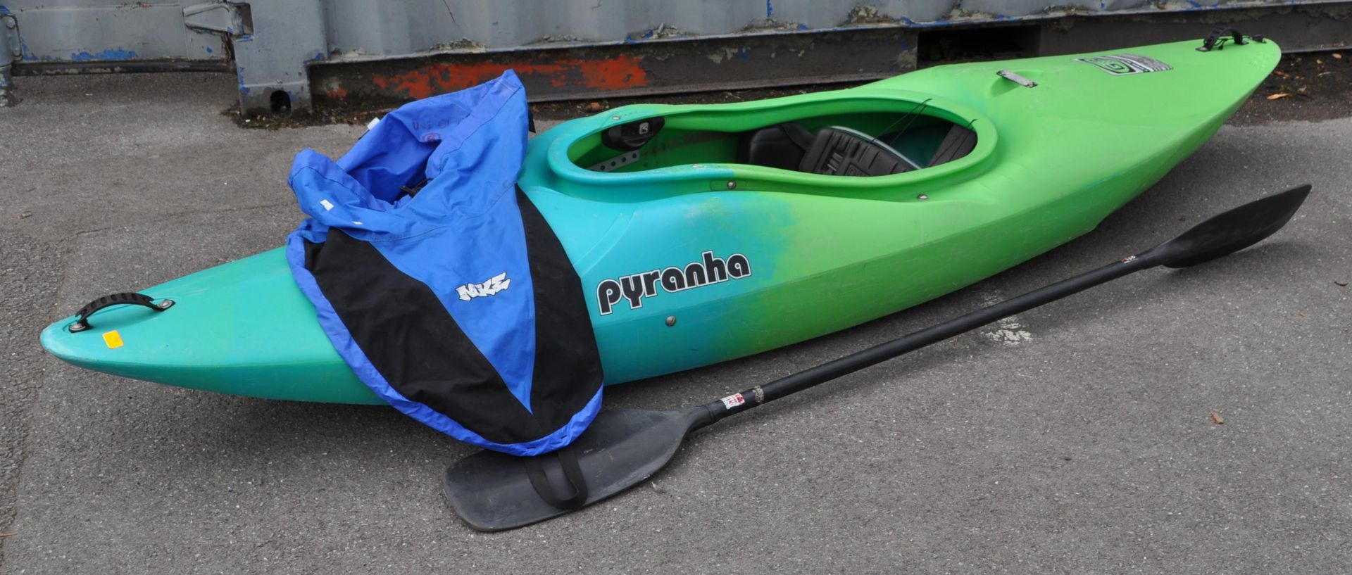 PYRANHA G SERIES KAYAK / CANOE - GREEN TURQUOISE COLOURWAY