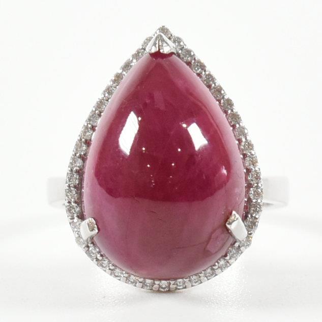 HALLMARKED 18CT GOLD RUBY & DIAMOND HALO RING - Image 13 of 13