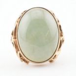 HALLMARKED 9CT GOLD JADE CABOCHON RING