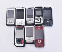 A COLLECTION OF NOKIA RETRO EARLY 2000S MOBILE TELEPHONES