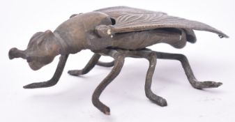 VINTAGE ART DECO STYLE CAST IRON ASHTRAY IN FORM OF A FLY