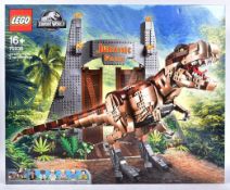 LEGO SET - JURASSIC WORLD - 75936 - JURASSIC PARK: T.REX RAMPAGE