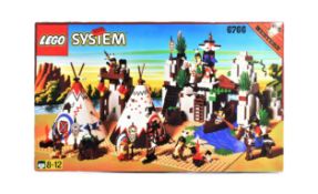 LEGO SYSTEM - WESTERN - VINTAGE 1990S BOXED SET