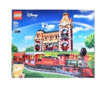 LEGO SET - DISNEY - 71044 - DISNEY TRAIN AND STATION