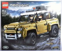 LEGO SET - TECHNIC - 42110 - LAND ROVER DEFENDER