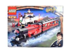 LEGO HARRY POTTER - BOXED HOGWARTS EXPRESS SET